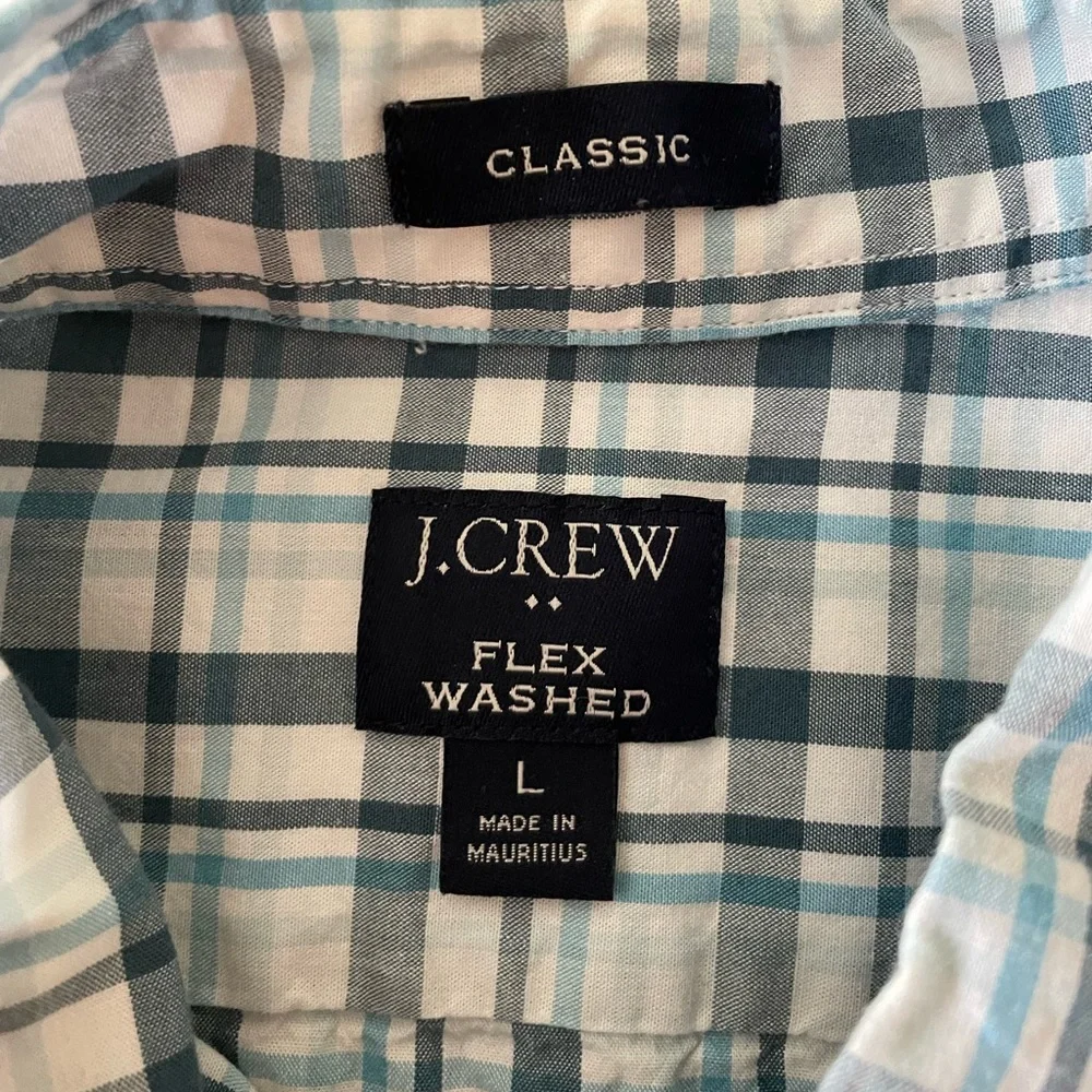 J. CREW OXFORD LONG SLEEVED BUTTON DOWN SHIRT Size L Blue Gray and White Plaid